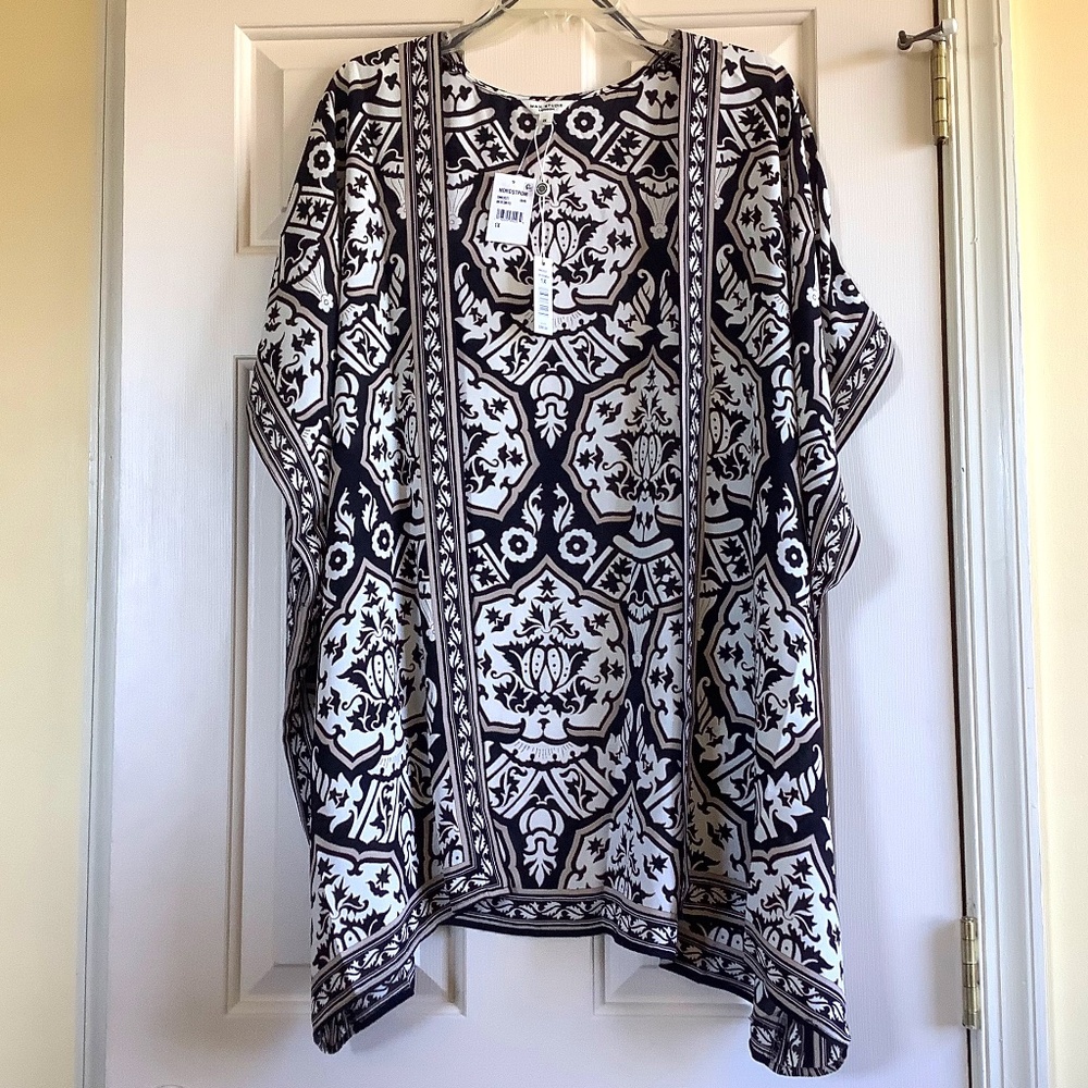 MAX Studio Short Sleeve Crepe Ruana Black Ivory SZ 1X